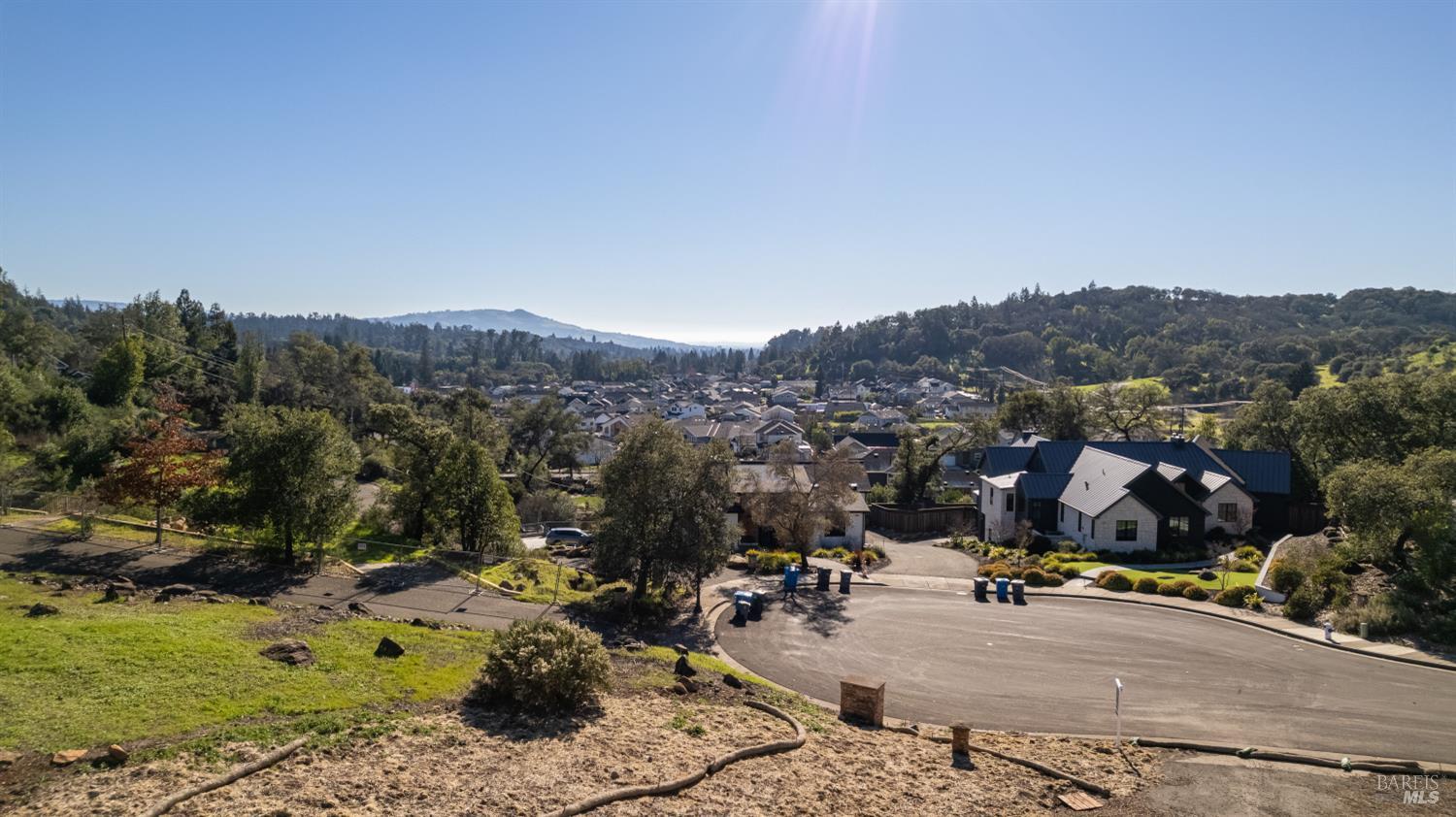 3512 NE Hanover Place Santa Rosa CA 95404