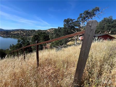 2995 Oak Crest Drive Clearlake CA 95422
