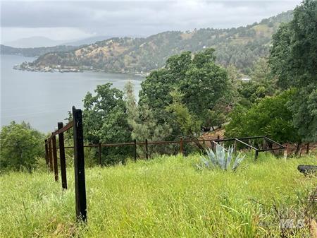 2995 Oak Crest Drive Clearlake CA 95422