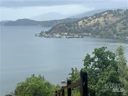 2995 Oak Crest Drive Clearlake CA 95422