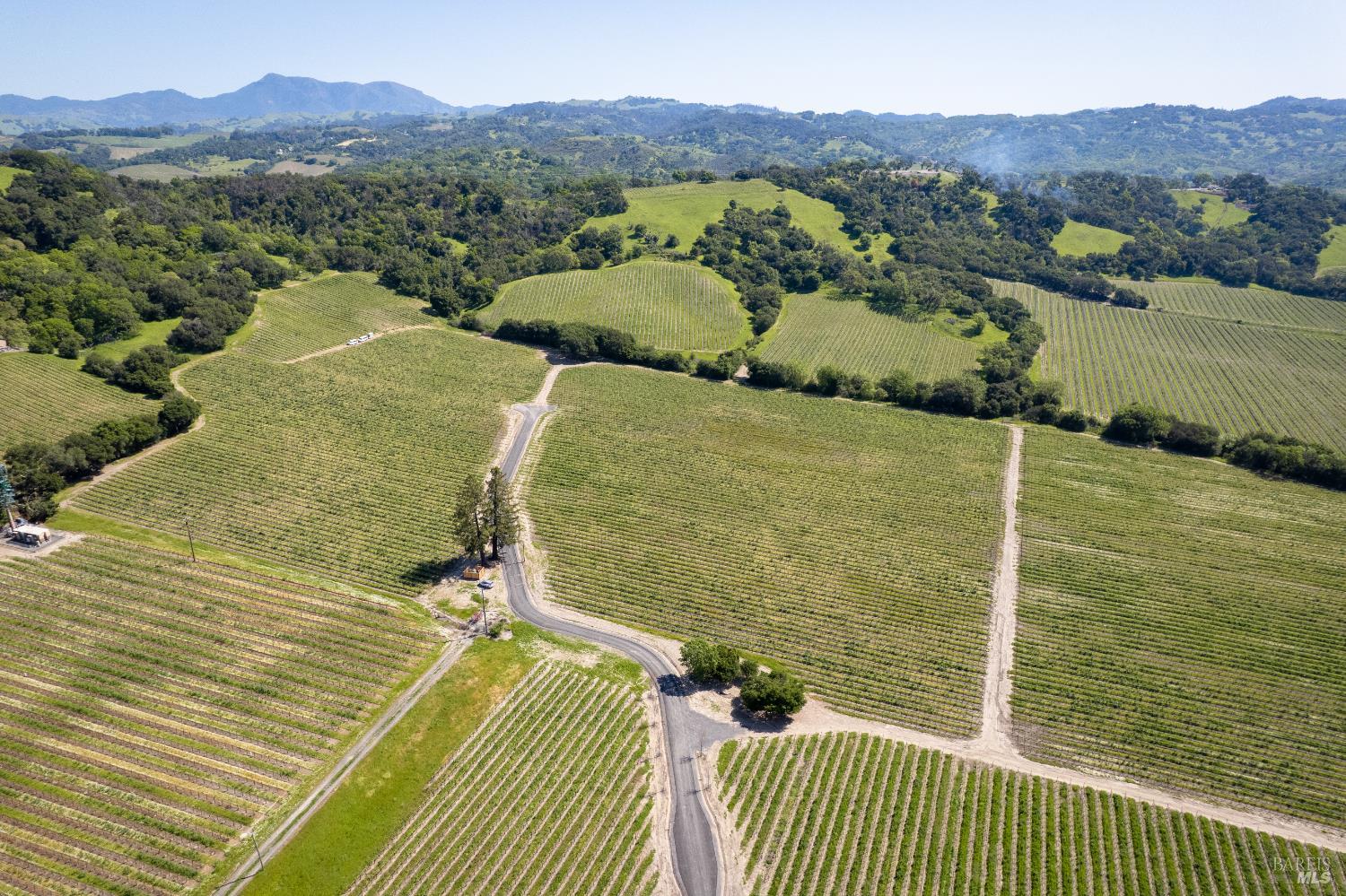 1276 Jensen Lane Windsor CA 95492