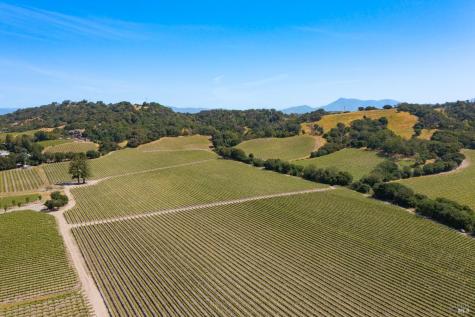 1276 Jensen Lane Windsor CA 95492