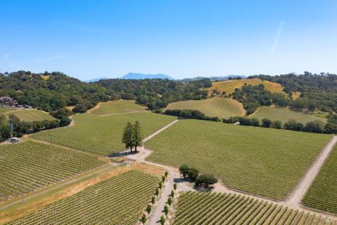 1276 Jensen Lane Windsor CA 95492