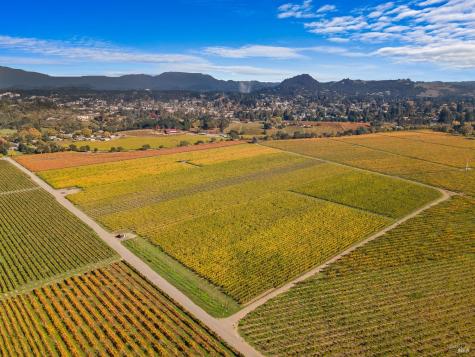 636 Dry Creek Road Healdsburg CA 95448