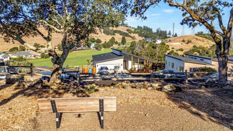 3731 Deauville Place Santa Rosa CA 95403