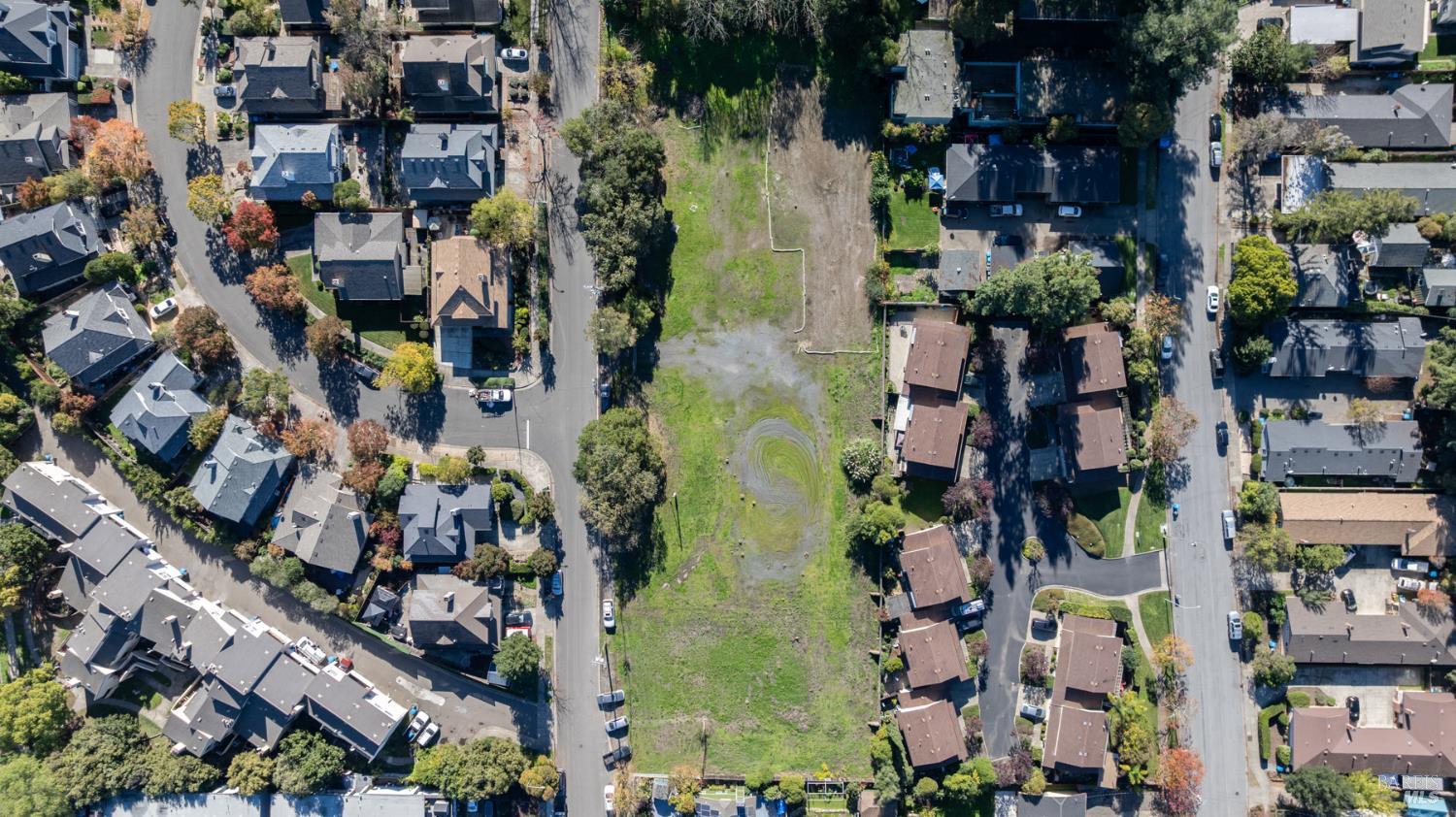 1055 Wright Street Santa Rosa CA 95404