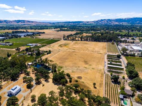 20780 8th Street E Sonoma CA 95476