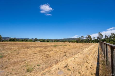 20780 8th Street E Sonoma CA 95476