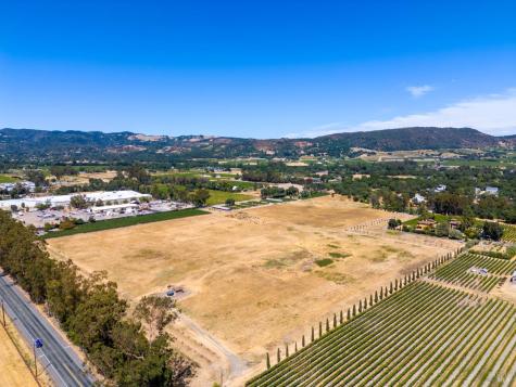 20780 8th Street E Sonoma CA 95476