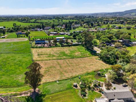 0-11 Limerick Lane Healdsburg CA 95448