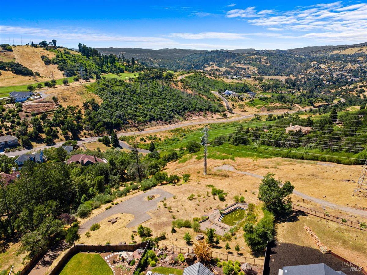 3687 Wyndemere Circle Santa Rosa CA 95403