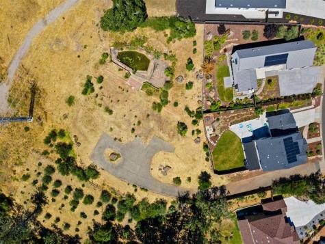 3687 Wyndemere Circle Santa Rosa CA 95403