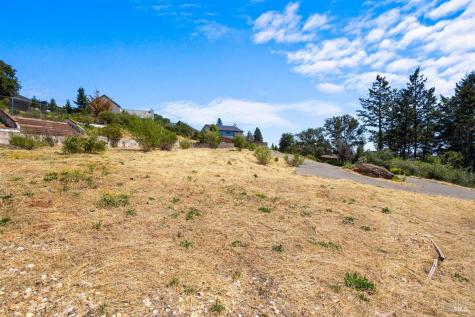 3687 Wyndemere Circle Santa Rosa CA 95403