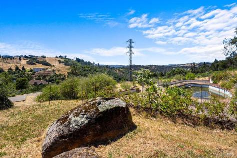 3687 Wyndemere Circle Santa Rosa CA 95403