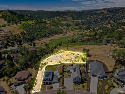 3687 Wyndemere Circle Santa Rosa CA 95403