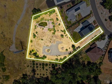 3687 Wyndemere Circle Santa Rosa CA 95403
