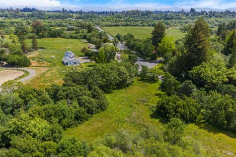 10033 Mill Station Road Sebastopol CA 95472