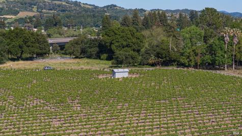 390 Magnolia Drive Healdsburg CA 95448