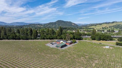 390 Magnolia Drive Healdsburg CA 95448