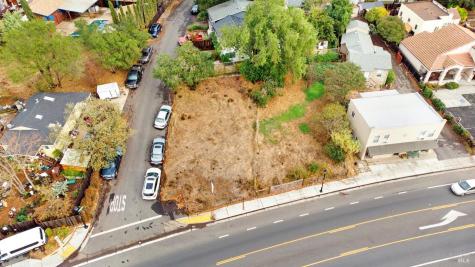 17905 Highway 12 Sonoma CA 95476