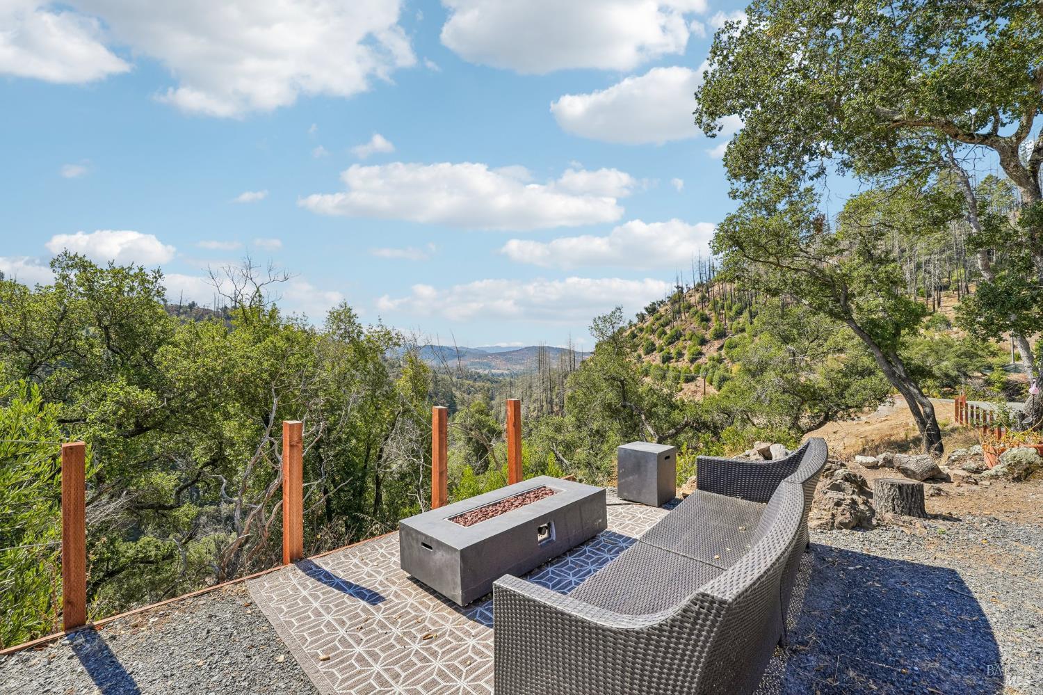 1225 Los Alamos Road Santa Rosa CA 95409