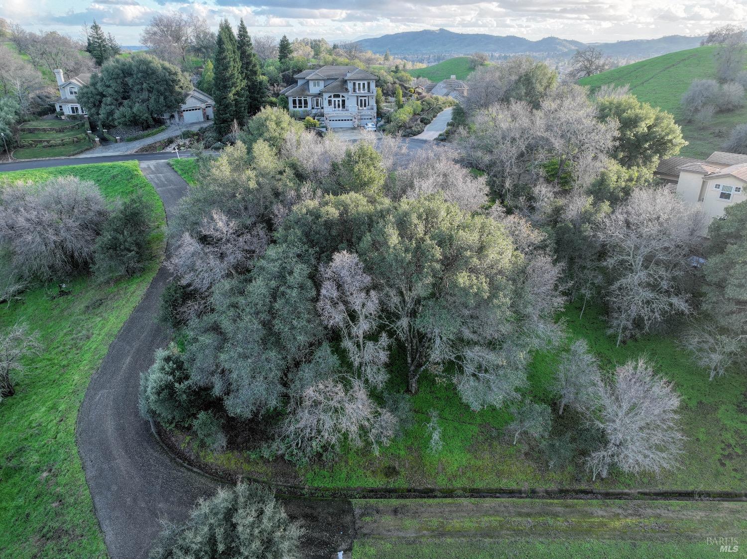 2024 Pinecrest Court Vacaville CA 95688