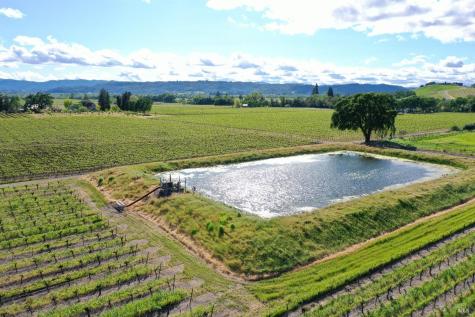 1695 Geysers Road Geyserville CA 95441