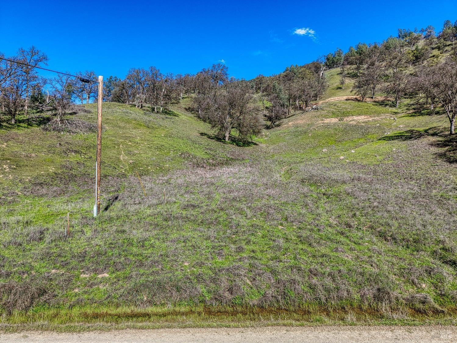 2393 New Long Valley Road Clearlake Oaks CA 95423