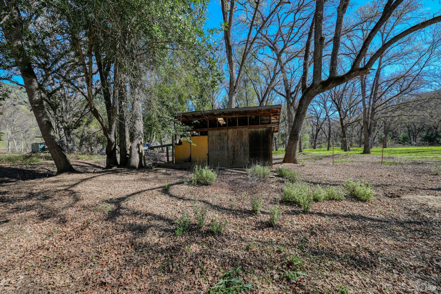 2393 New Long Valley Road Clearlake Oaks CA 95423