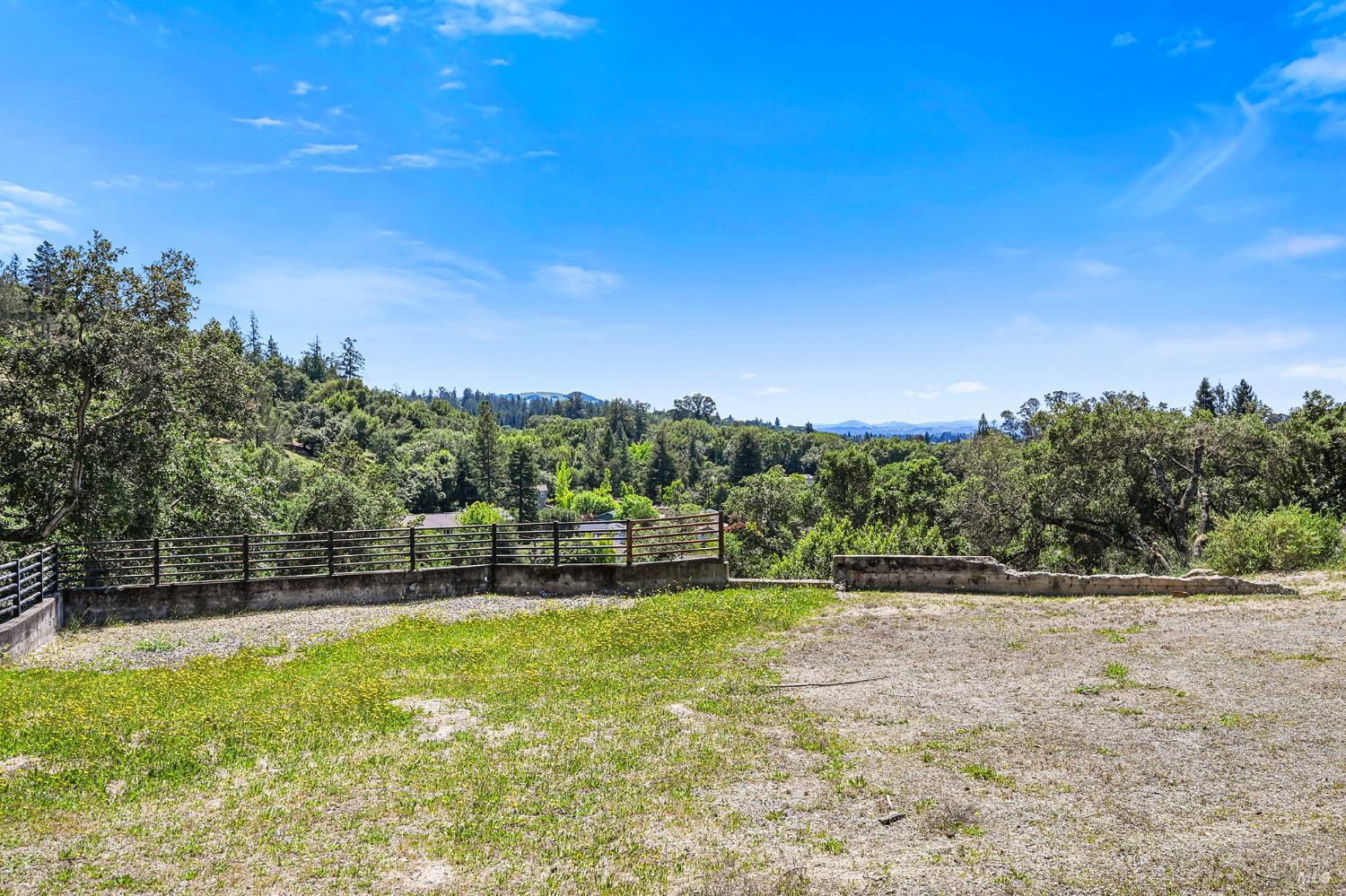 3824 Clear Ridge Santa Rosa CA 95404
