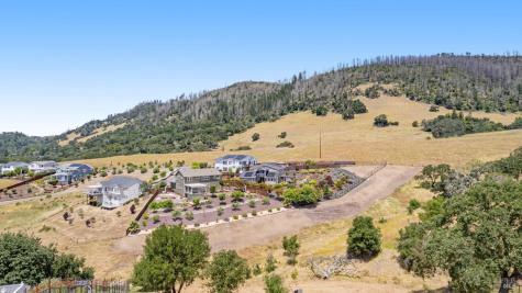 5757 Futura Way Santa Rosa CA 95409