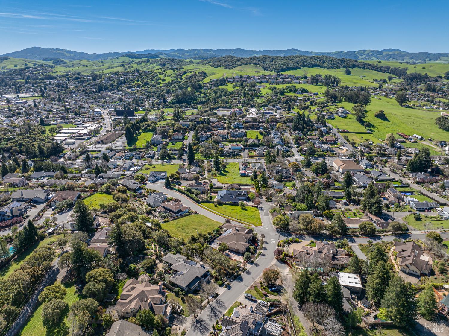 513 Larch Drive Petaluma CA 94952