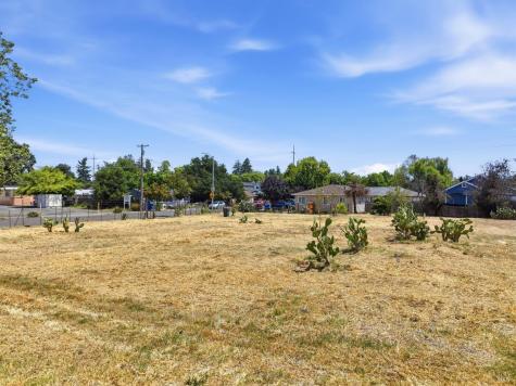 1306 Grand Avenue Santa Rosa CA 95404