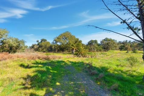 1477 Leslie Road Healdsburg CA 95448