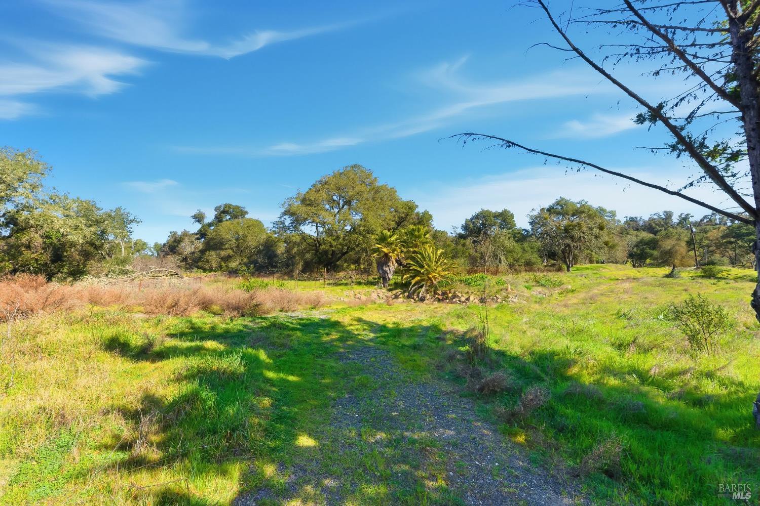 1477 Leslie Road Healdsburg CA 95448