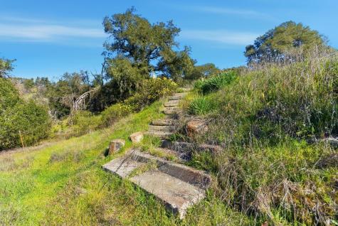 1477 Leslie Road Healdsburg CA 95448