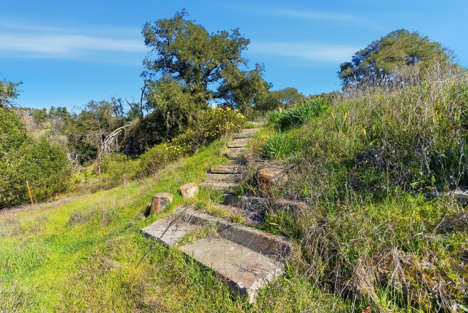 1477 Leslie Road Healdsburg CA 95448