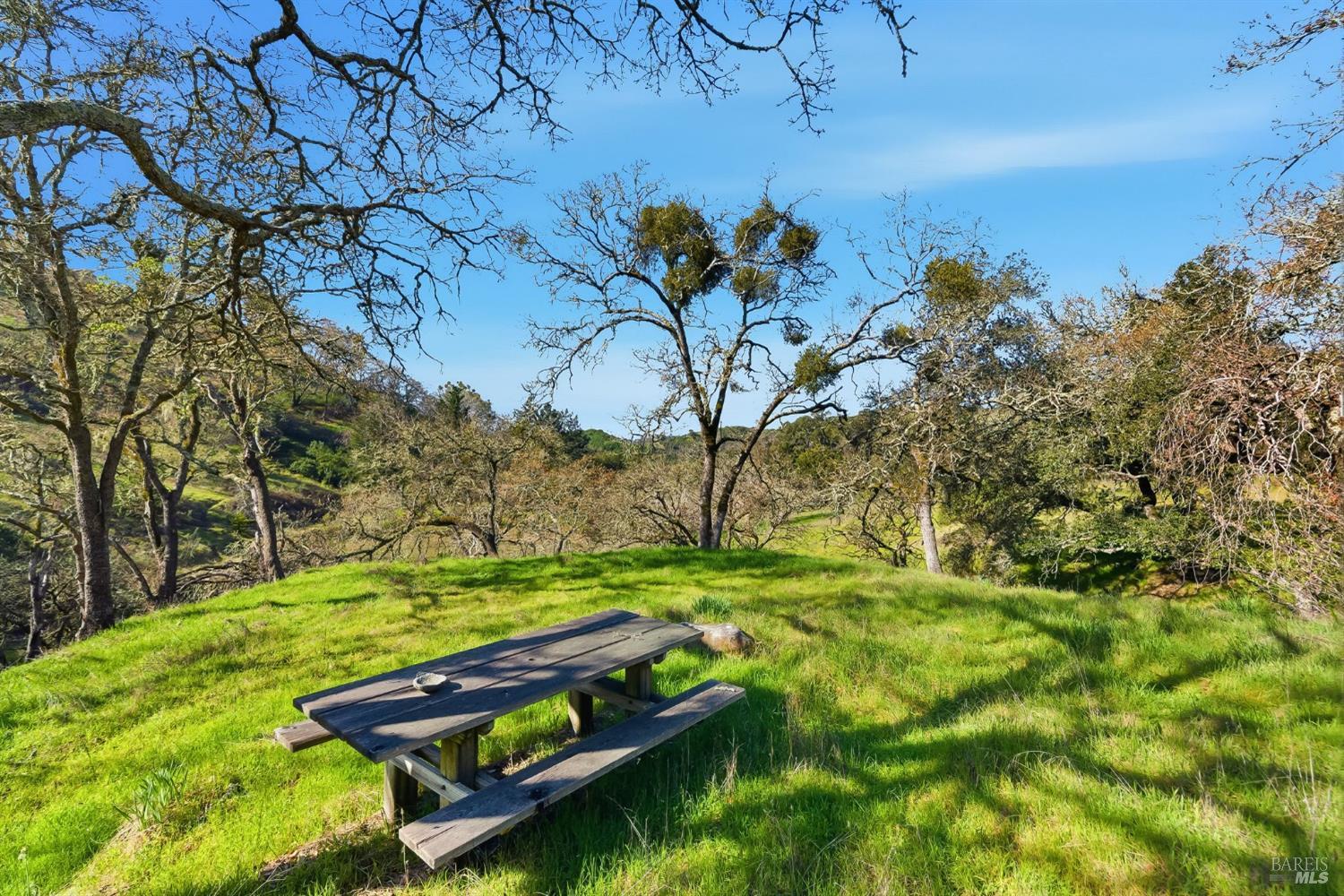 1477 Leslie Road Healdsburg CA 95448