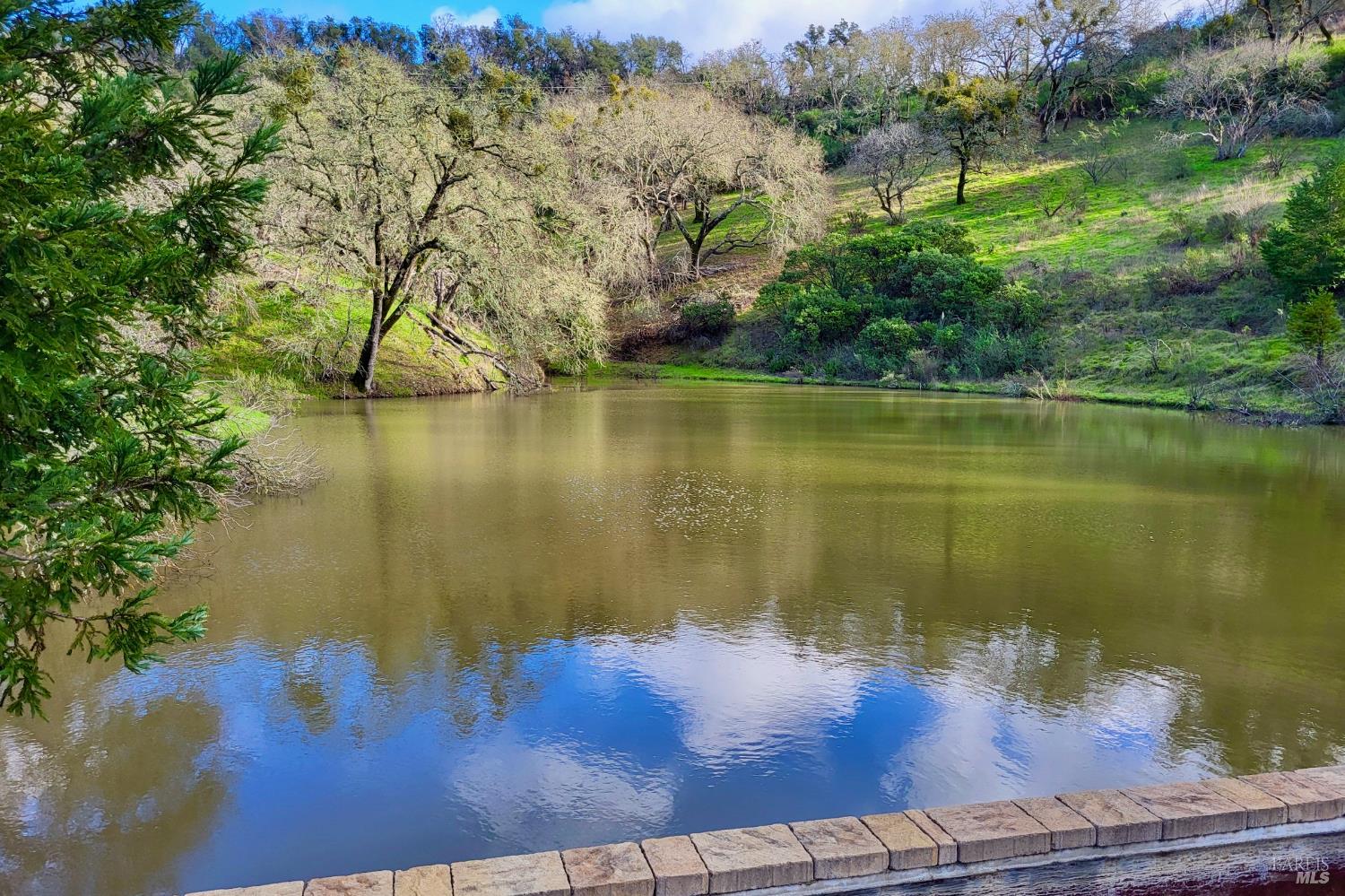 1477 Leslie Road Healdsburg CA 95448