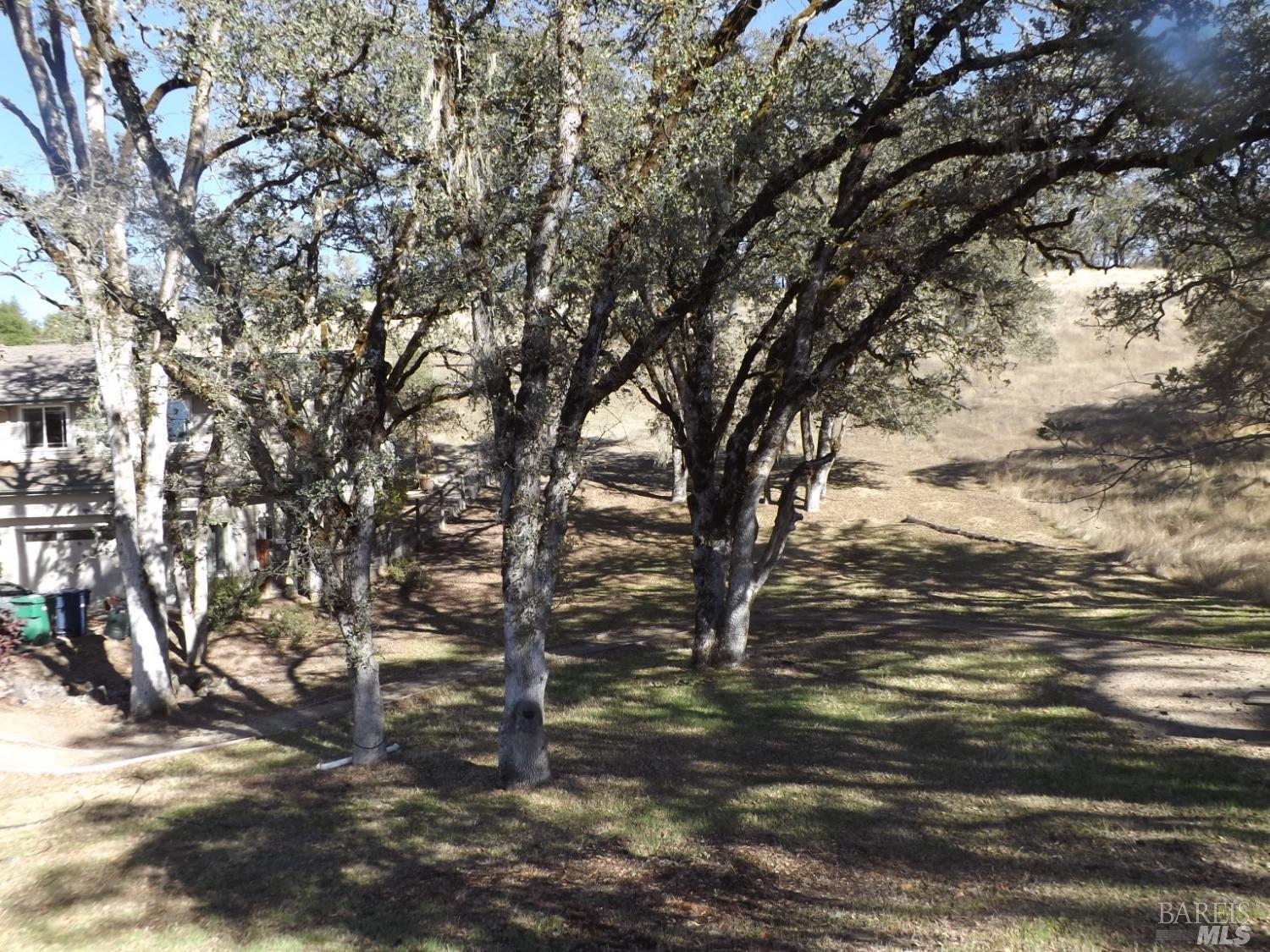 2521 Bartlett Court Ukiah CA 95482