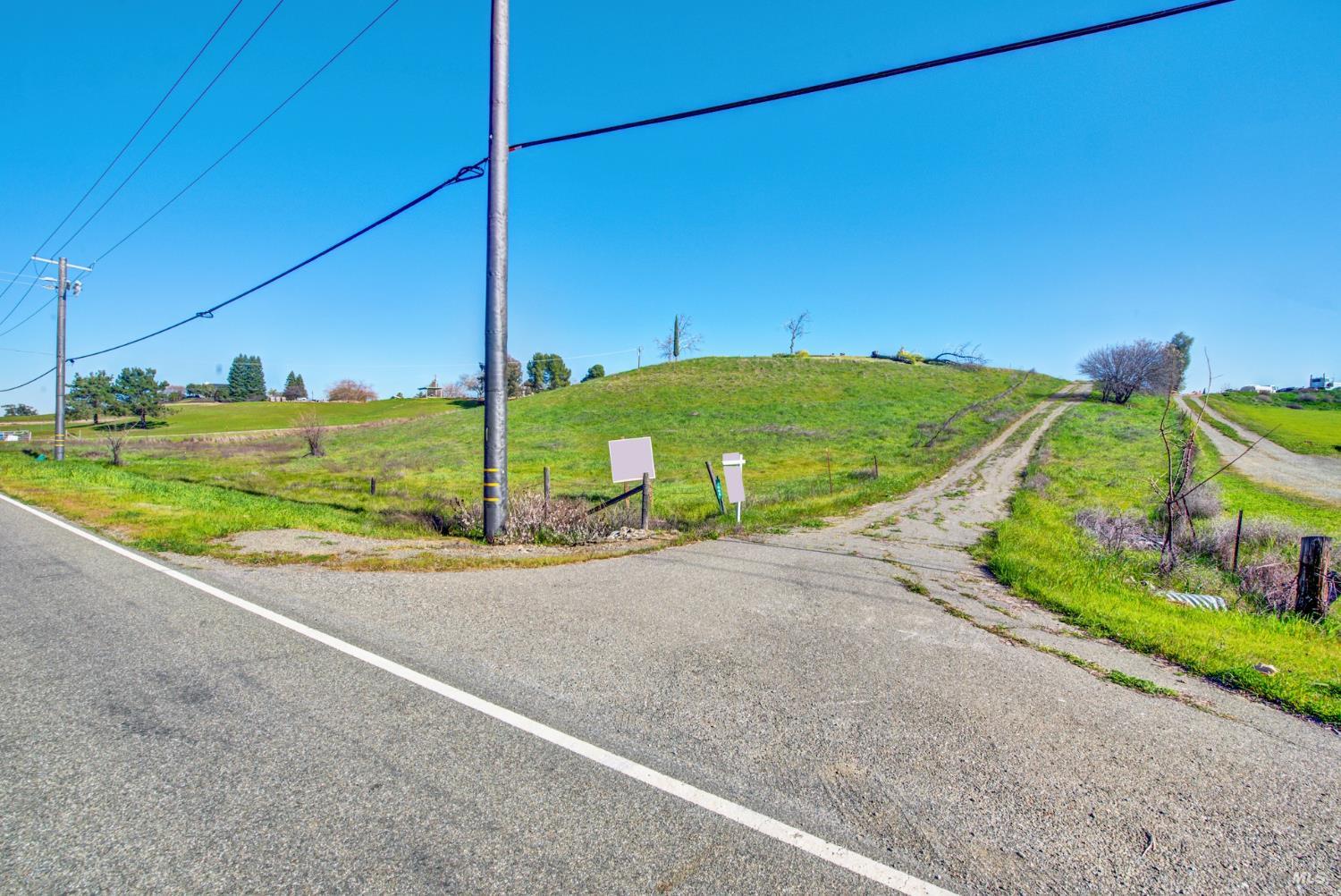 7668 English Hills Road Vacaville CA 95688