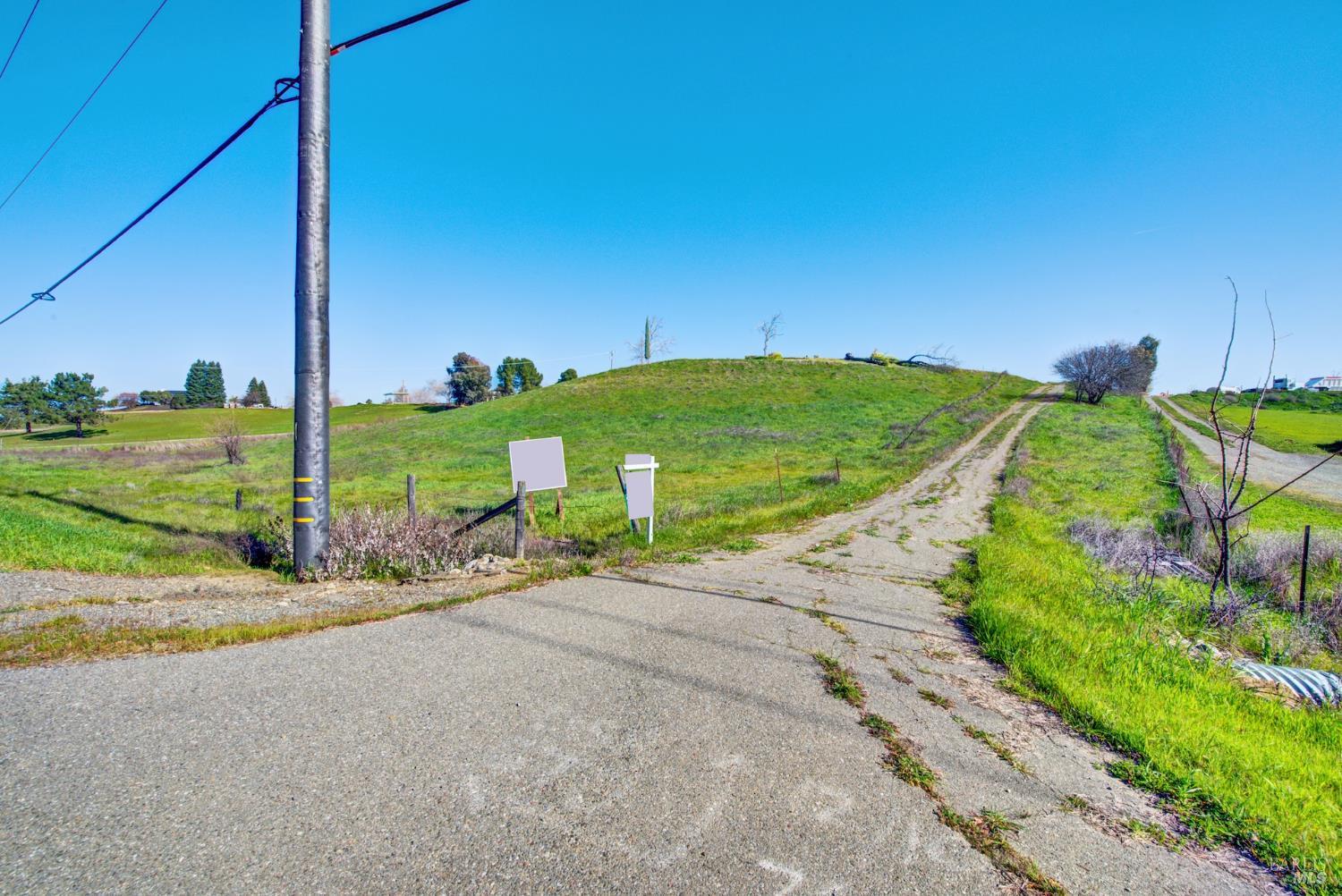 7668 English Hills Road Vacaville CA 95688