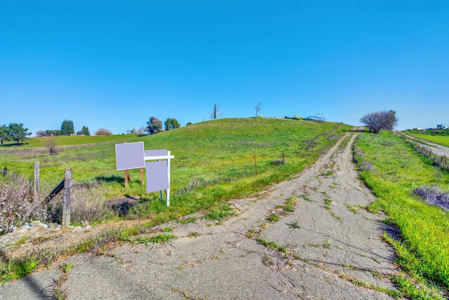 7668 English Hills Road Vacaville CA 95688