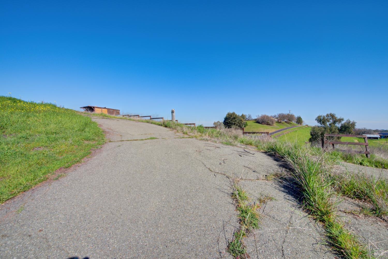 7668 English Hills Road Vacaville CA 95688
