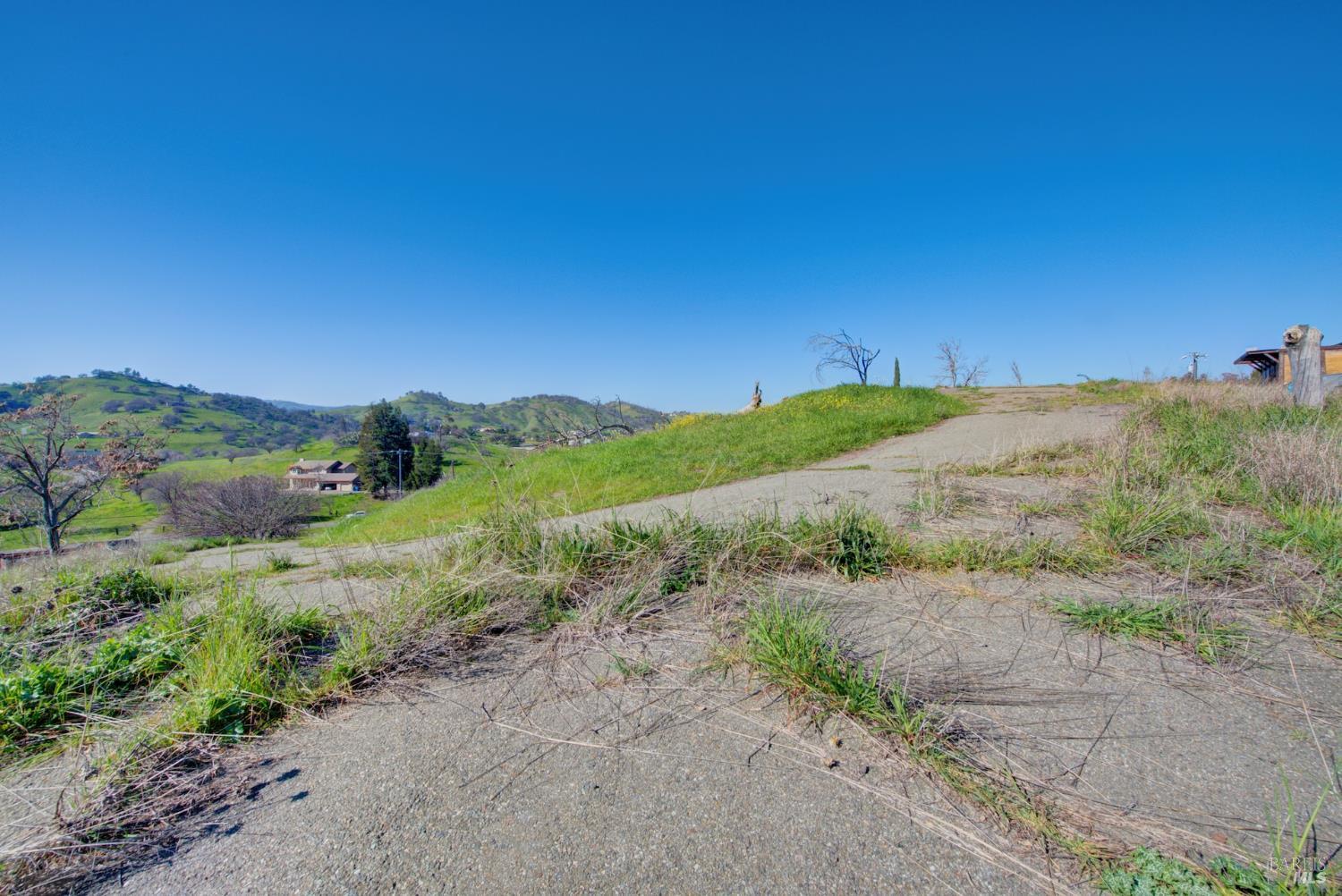 7668 English Hills Road Vacaville CA 95688