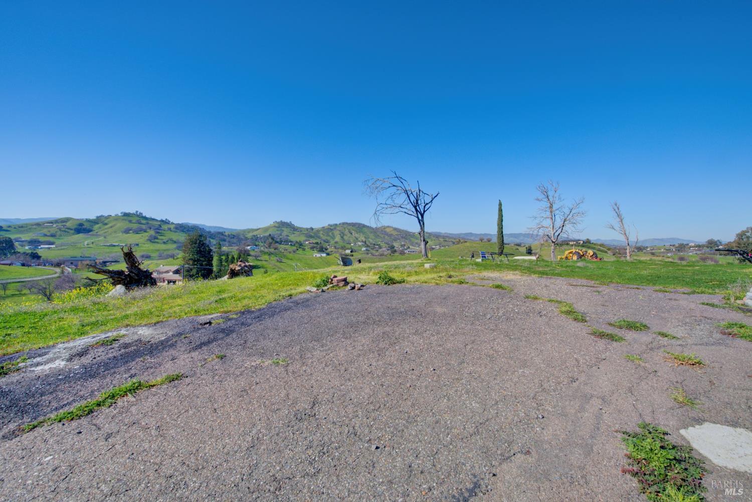 7668 English Hills Road Vacaville CA 95688