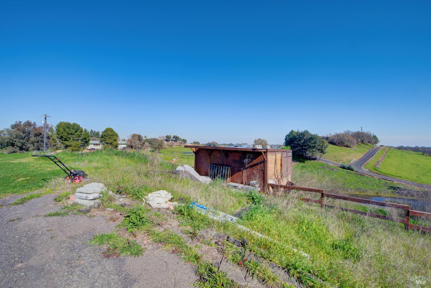 7668 English Hills Road Vacaville CA 95688