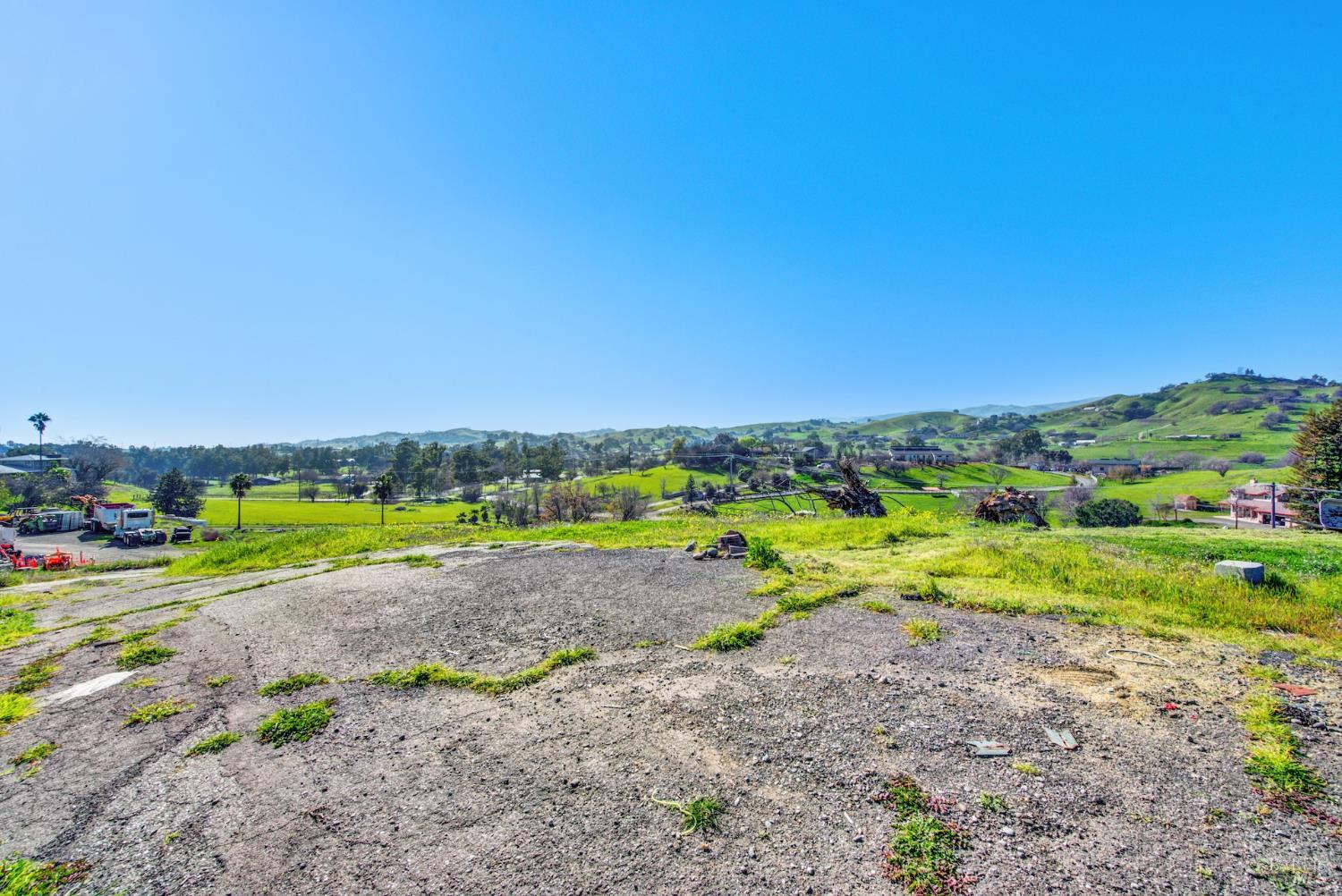 7668 English Hills Road Vacaville CA 95688
