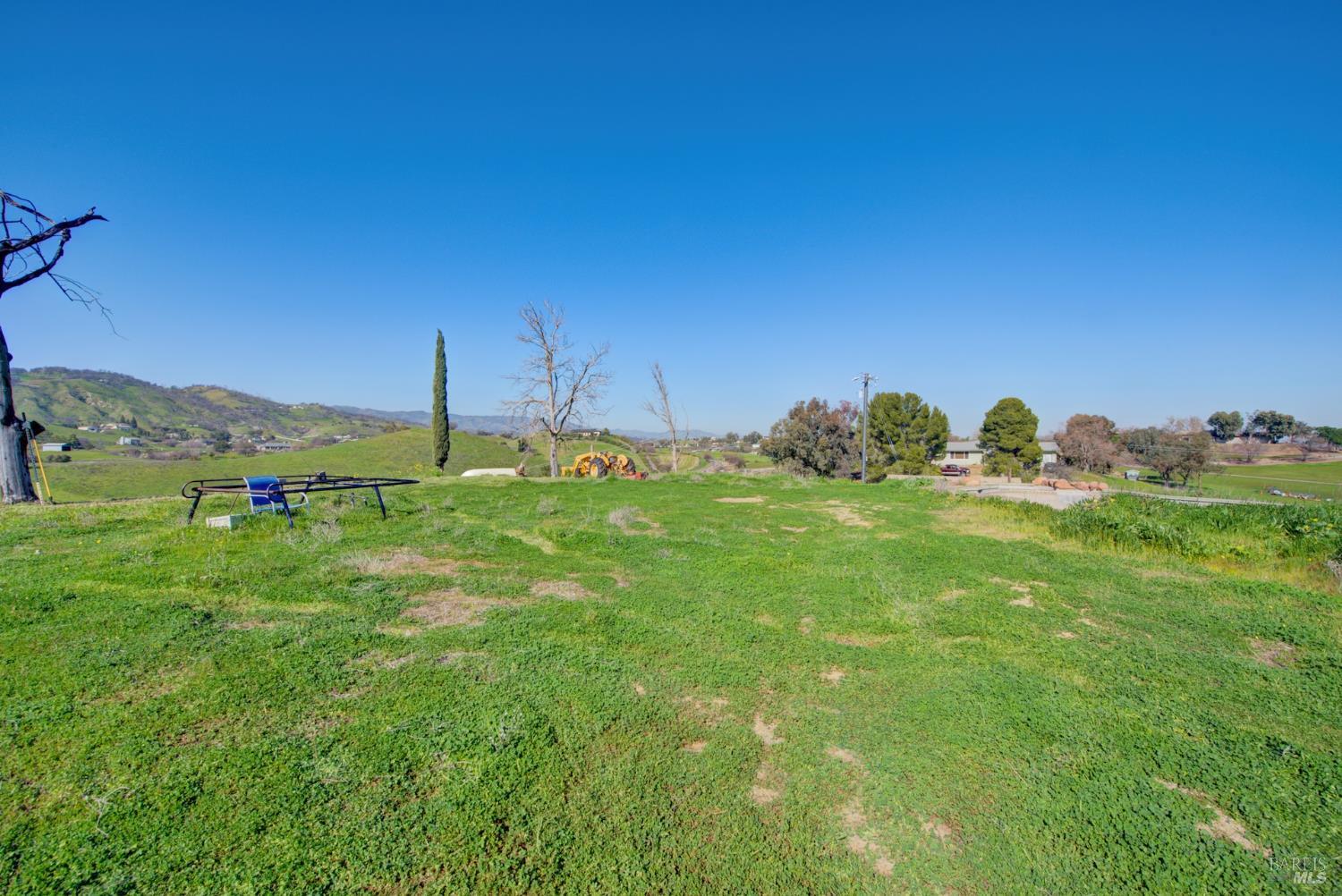 7668 English Hills Road Vacaville CA 95688