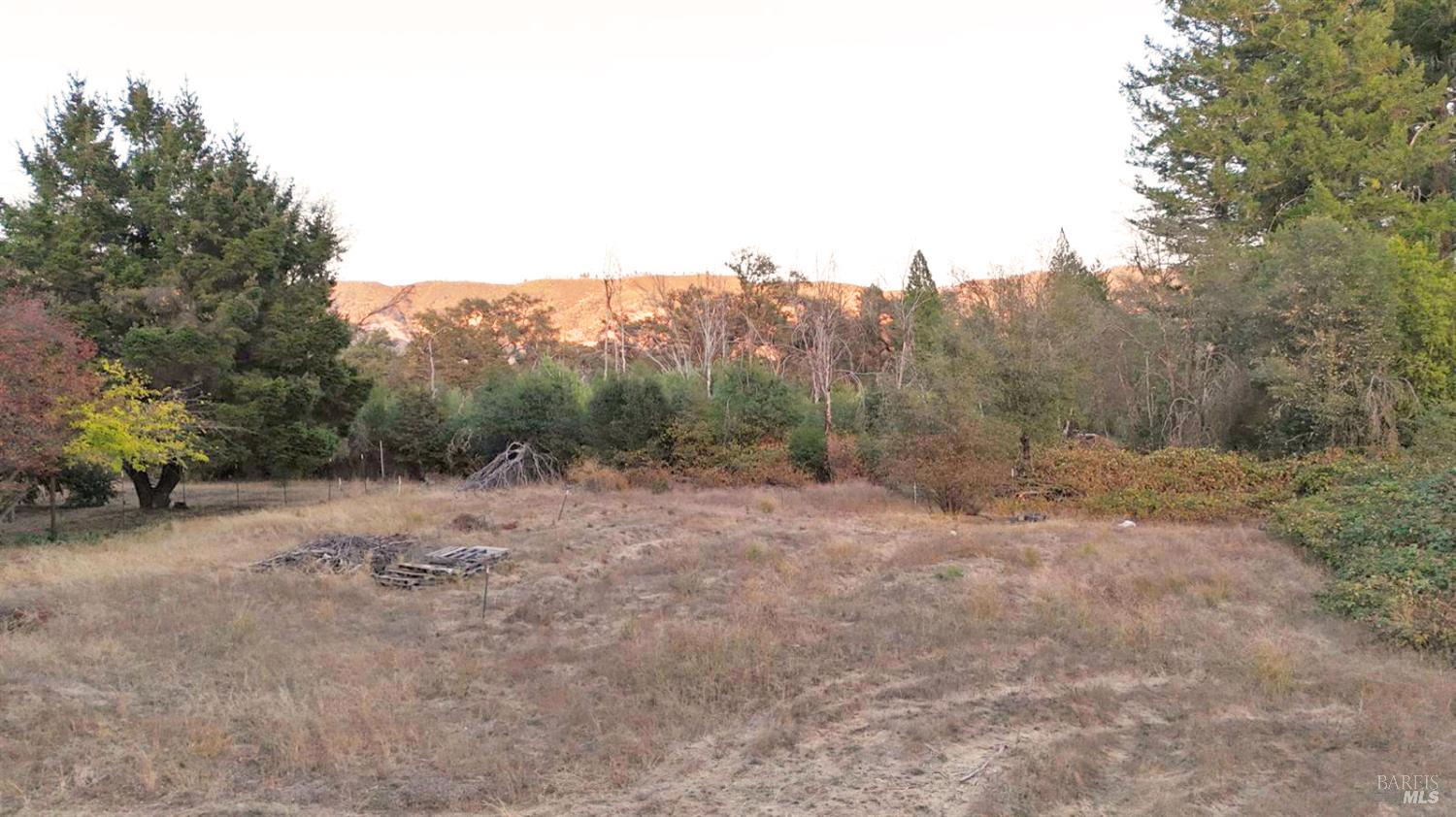 2320 Road K Road Redwood Valley CA 95470